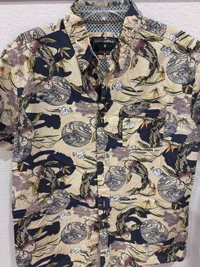 Eighth Avenue Japanese koi fish button-front Hawaiian shirt size M